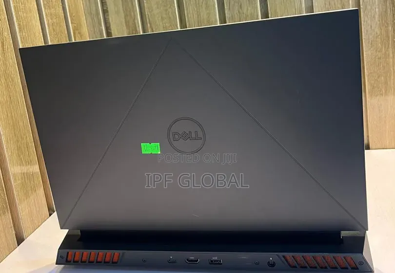 Laptop Dell G15 5530 16GB Intel Core i7 SSD 512GB