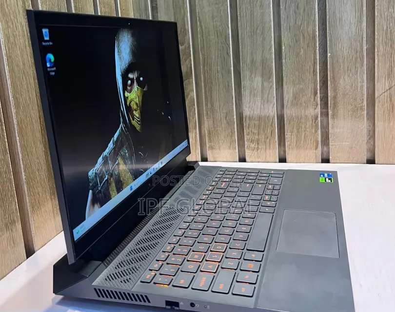 Laptop Dell G15 5530 16GB Intel Core i7 SSD 512GB
