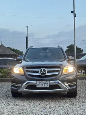 Mercedes-Benz GLK-Class Base GLK 350 4dr 4x2 (3.5L 6cyl 7A) 2015 Gray