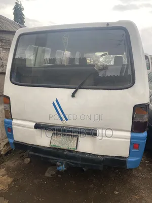 Mitsubishi L300 1999 White