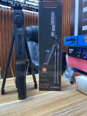 C17 Ai Face Tracking Quadrapod Gimbal 