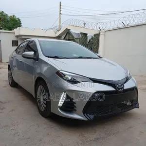 Toyota Corolla 2015 Silver
