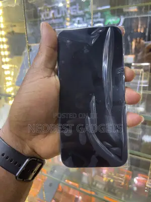 Apple iPhone 16 128 GB Black