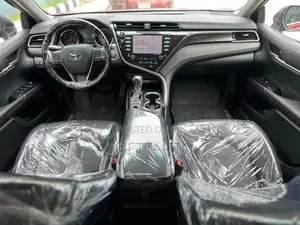 Toyota Camry XSE V6 2021 Red