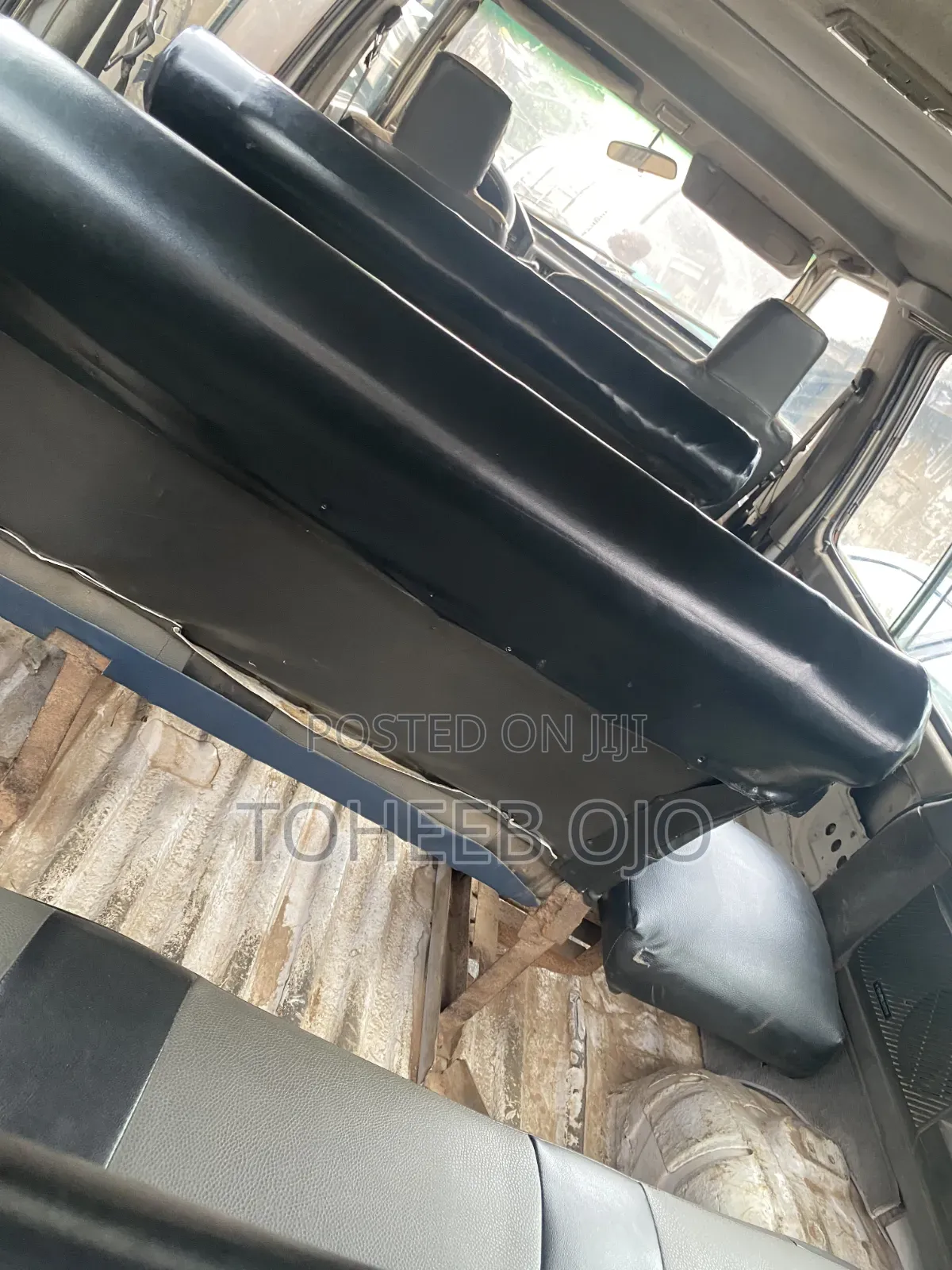 Mitsubishi L300 1999 White