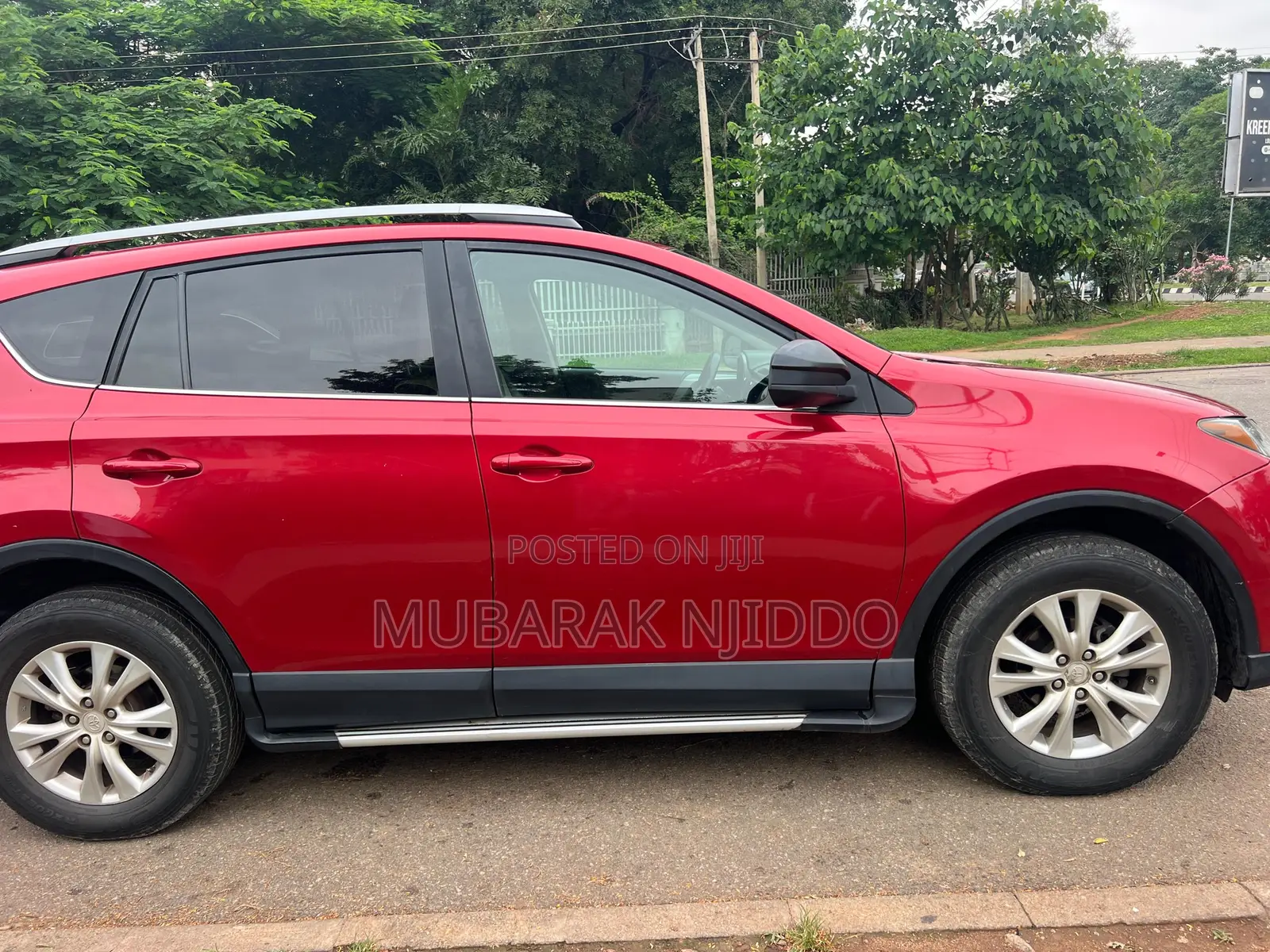 Toyota RAV4 2017 Red