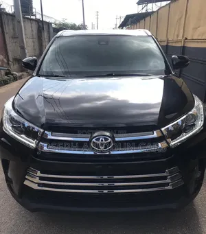 Toyota Highlander XLE 2019 Black
