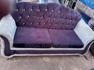 Setvof Second New Chair