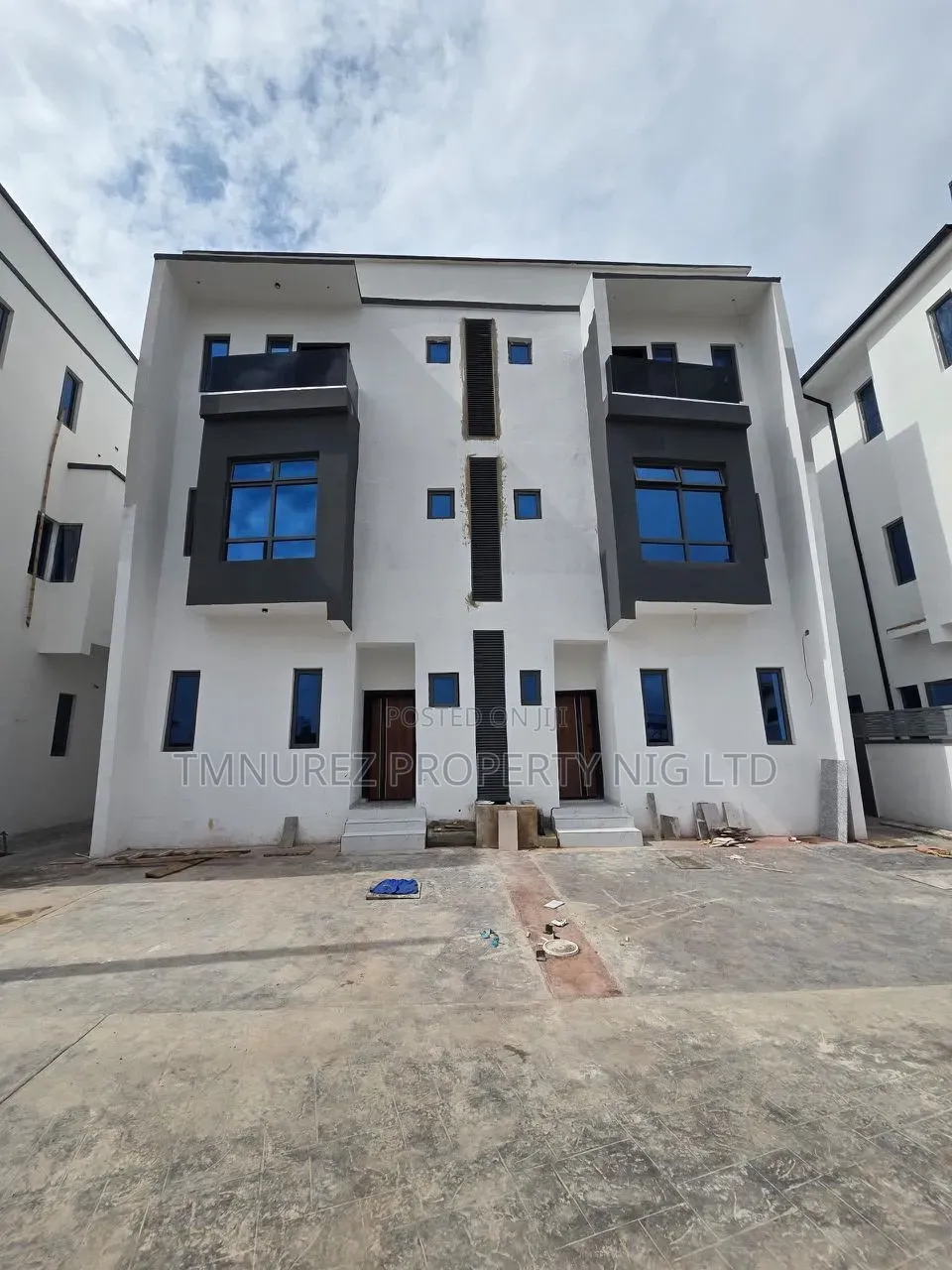 4bdrm Duplex in Ikeja GRA for sale