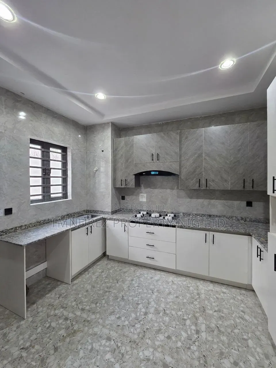 4bdrm Duplex in Ikeja GRA for sale