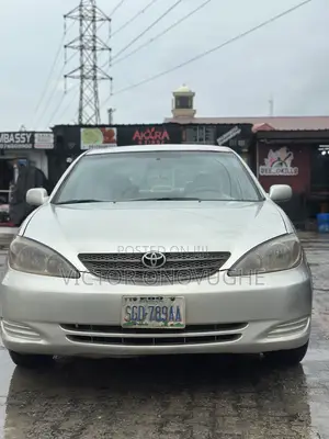 Toyota Camry LE V6 4dr Sedan (3.0L 6cyl 5A) 2003 Silver
