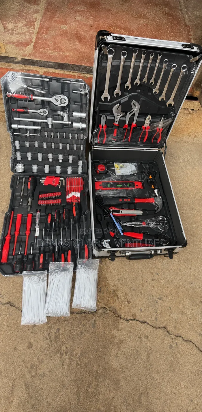 Mechanical/Electrical Tools Set