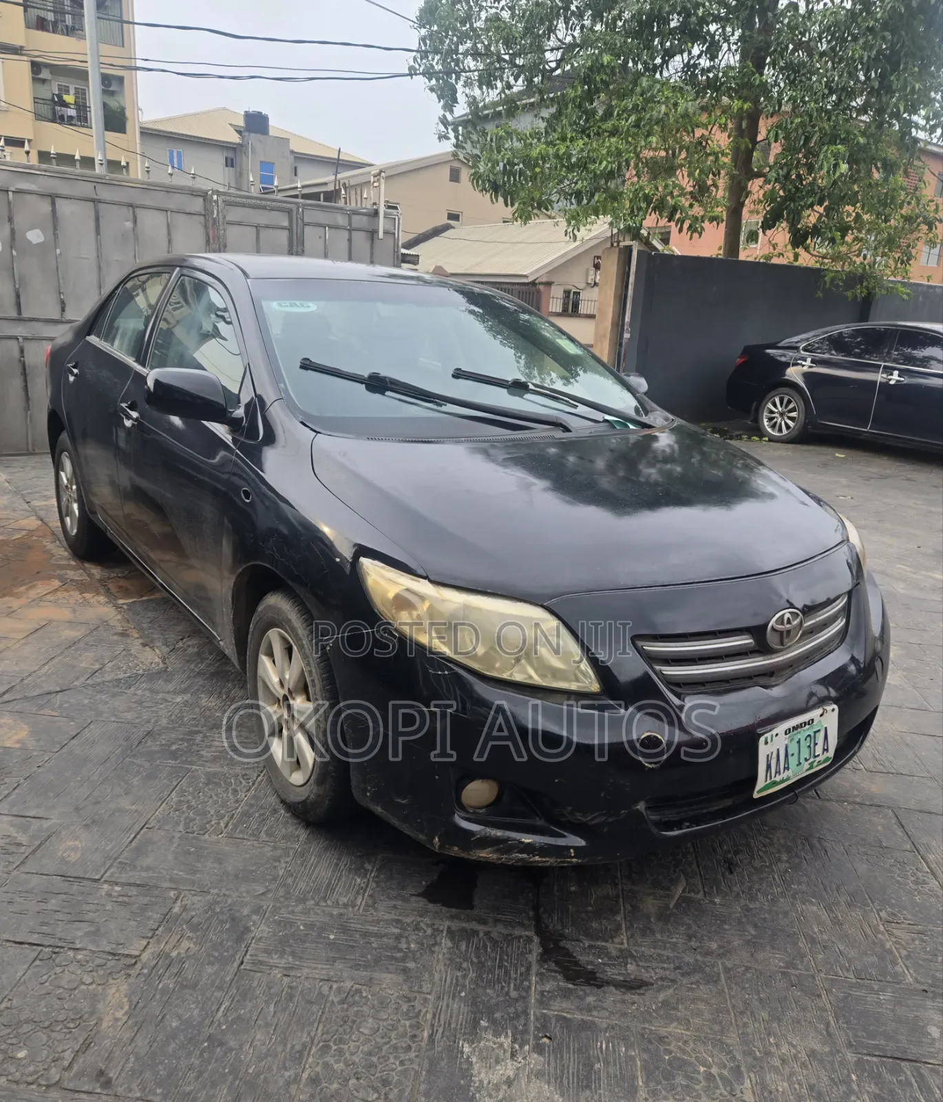 Toyota Corolla 2010 Black