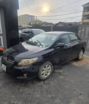 Toyota Corolla 2010 Black