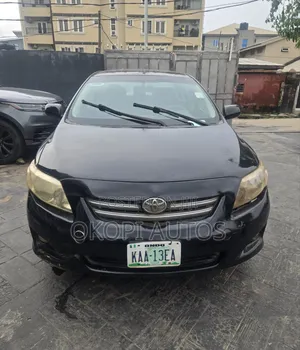 Toyota Corolla 2010 Black