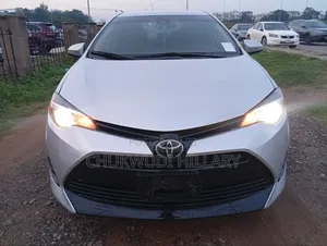 Toyota Corolla 2017 Silver