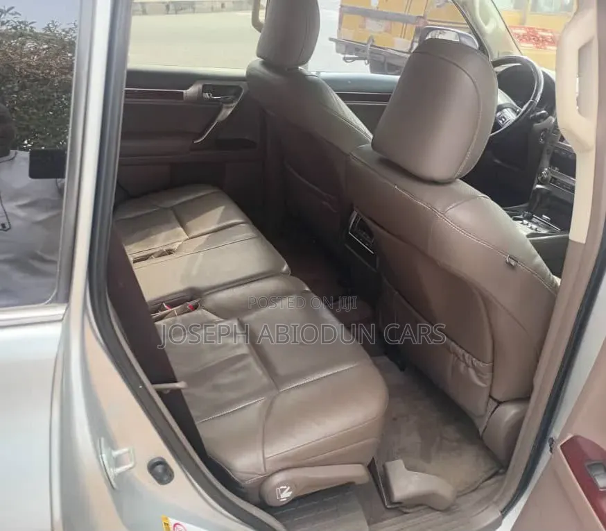 Lexus GX 460 Luxury 2018 Silver