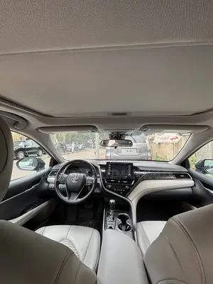 Toyota Camry SE 2022 Blue