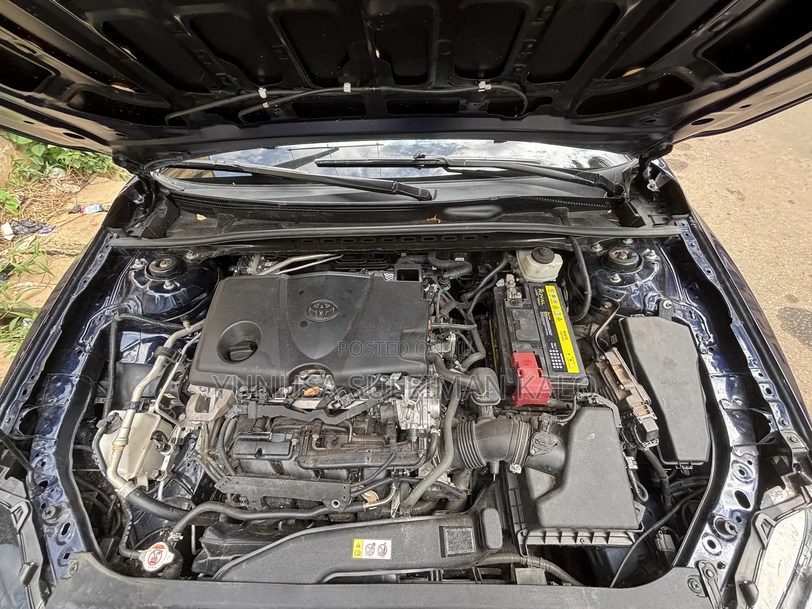 Toyota Camry SE 2022 Blue