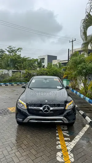 Mercedes-Benz GLC-Class 2017 Black