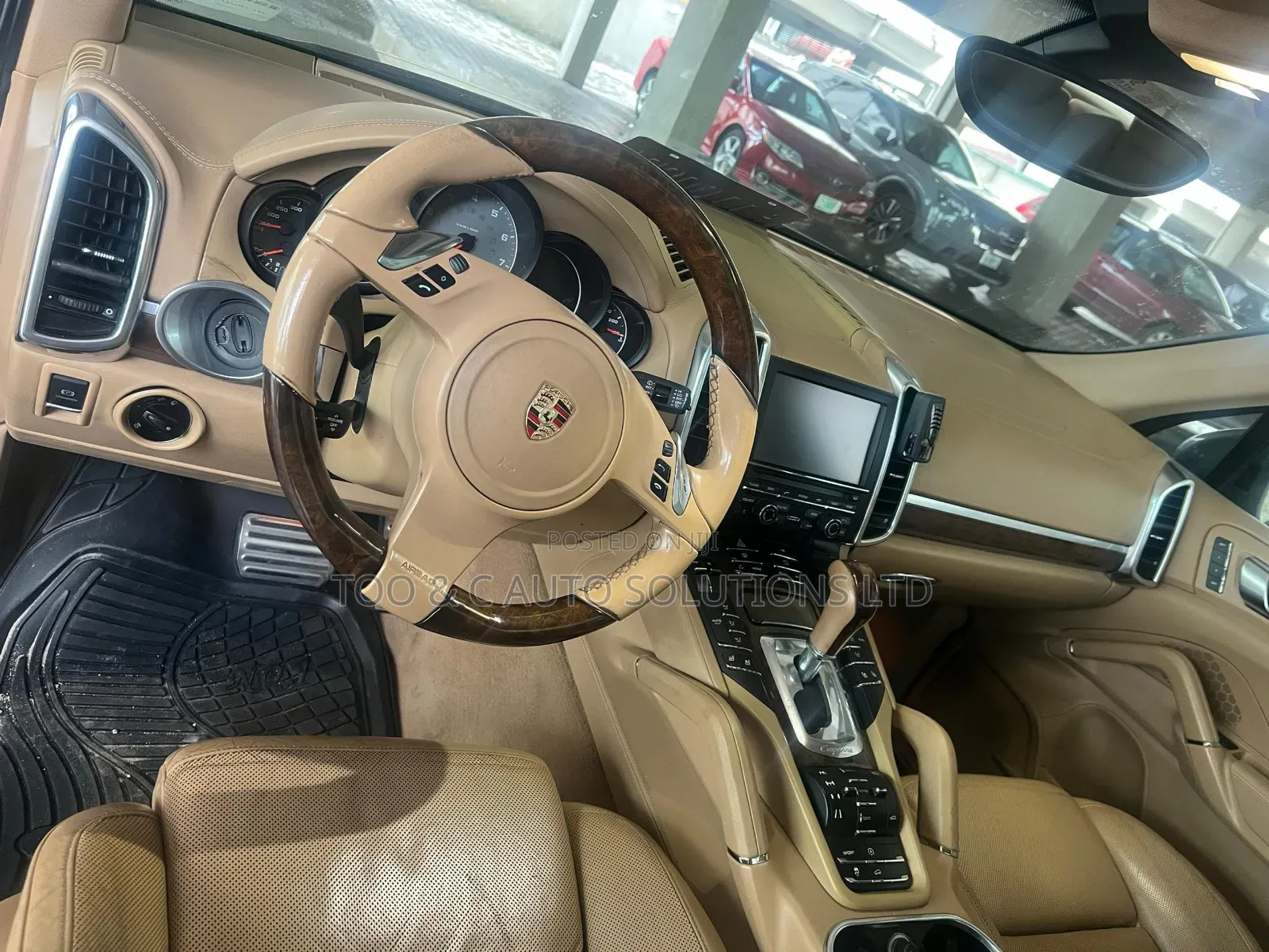 Porsche Cayenne 2012 Gray