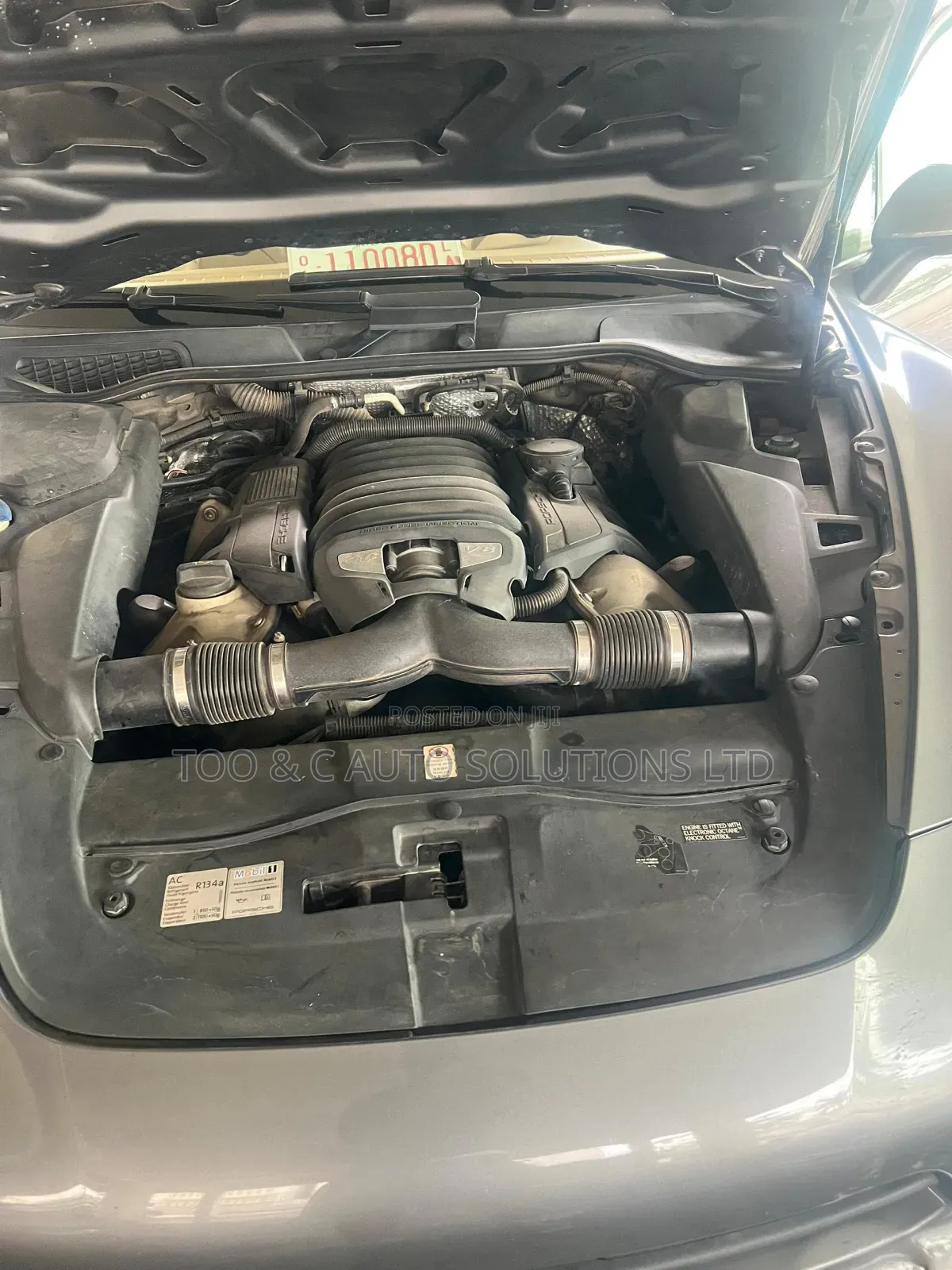 Porsche Cayenne 2012 Gray
