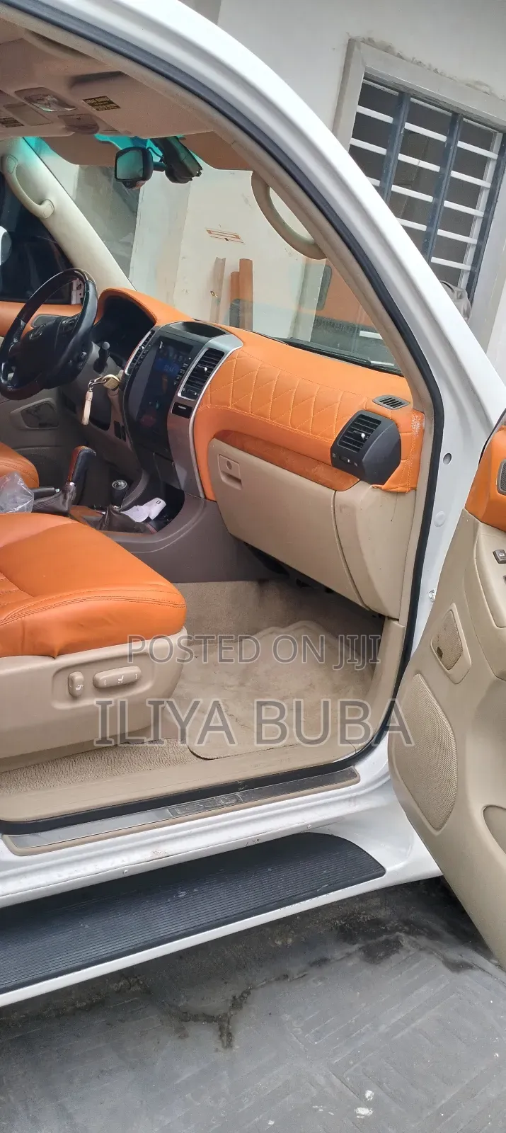 Lexus GX 470 Sport Utility 2005 White