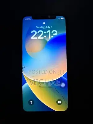 Apple iPhone X 64 GB Gray