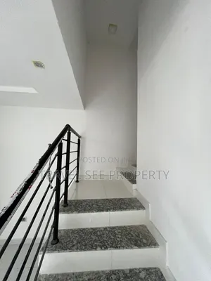 Furnished 4bdrm Apartment in Private Estate Ikoyi for rent