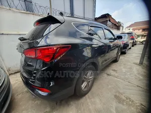 Hyundai Santa Fe SE Ultimate AWD 2017 Black