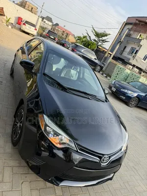 Toyota Corolla 2015 Black