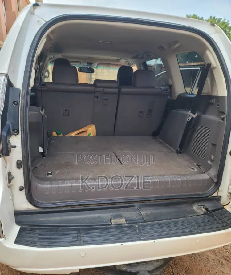 Lexus GX 2012 White