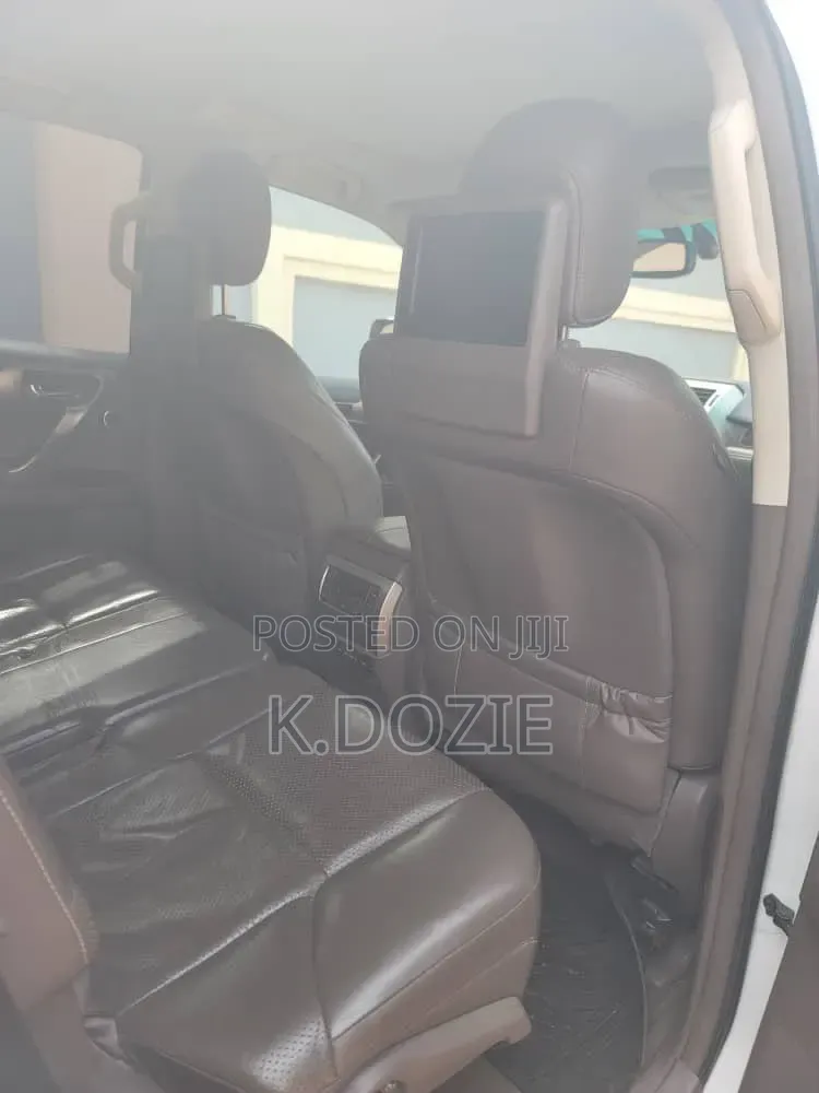 Lexus GX 2012 White