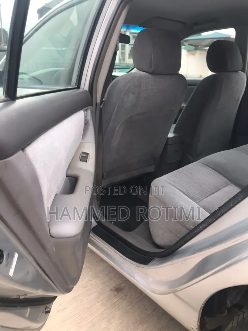 Toyota Corolla 2007 Silver