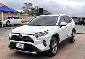 Toyota RAV4 2023 White