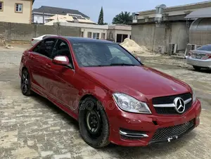 Mercedes-Benz C300 Sport 4Matic Sedan AWD (3.0L 6cyl 7A) 2010 Red