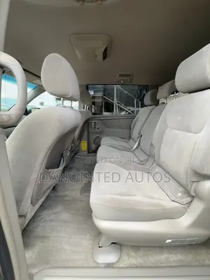 Toyota Sienna XLE Limited 2005 Gold