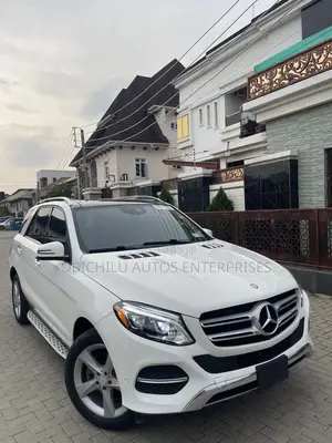 Mercedes-Benz GLE-Class GLE 350d 4MATIC 2017 White
