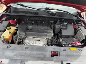 Toyota RAV4 2010 Red