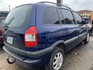 Opel Zafira 2005 Blue
