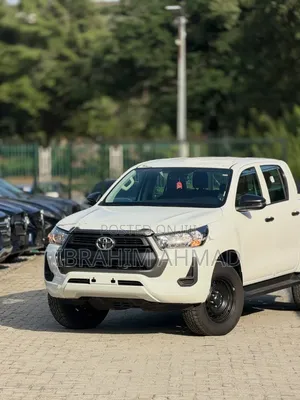 New Toyota Hilux 2025 White