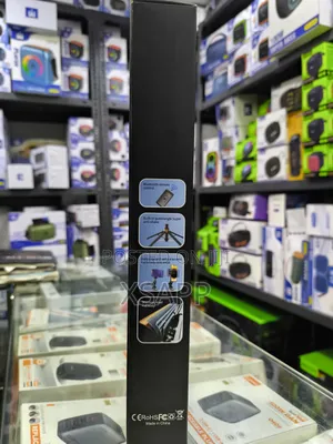 Smart Tracking Tripod Q13