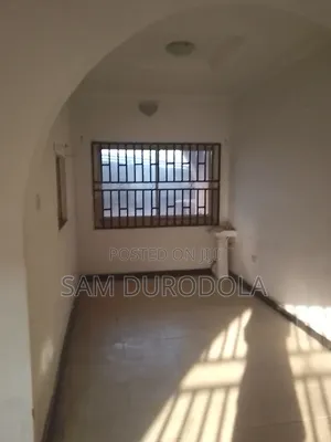 3bdrm Block of Flats in Ikumapayi, Ibadan for rent
