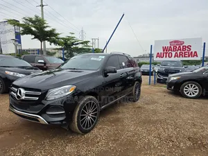 Mercedes-Benz GLE-Class 2017 Beige