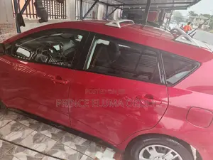 Pontiac Vibe 2010 Red