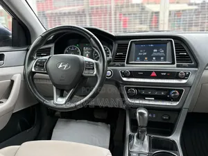 Hyundai Sonata 2018 Blue