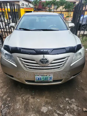 Toyota Camry 2008 Gold