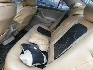 Toyota Camry 2008 Gold