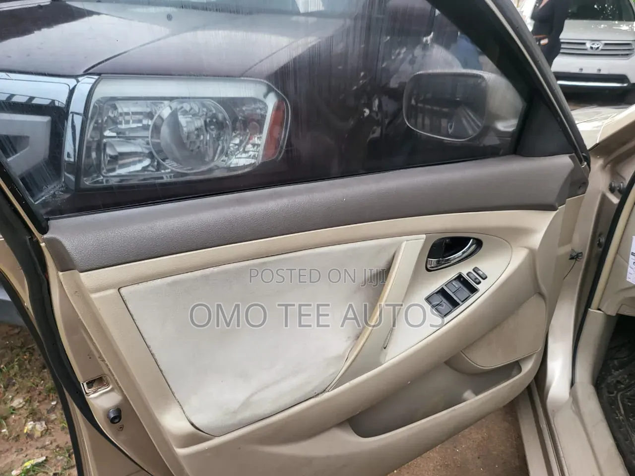 Toyota Camry 2008 Gold