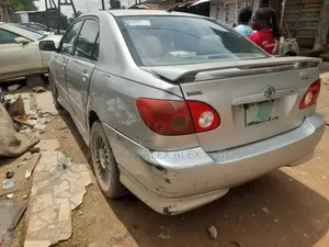 Toyota Corolla S 2004 Silver